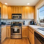 Florentia Residence By Betterstay